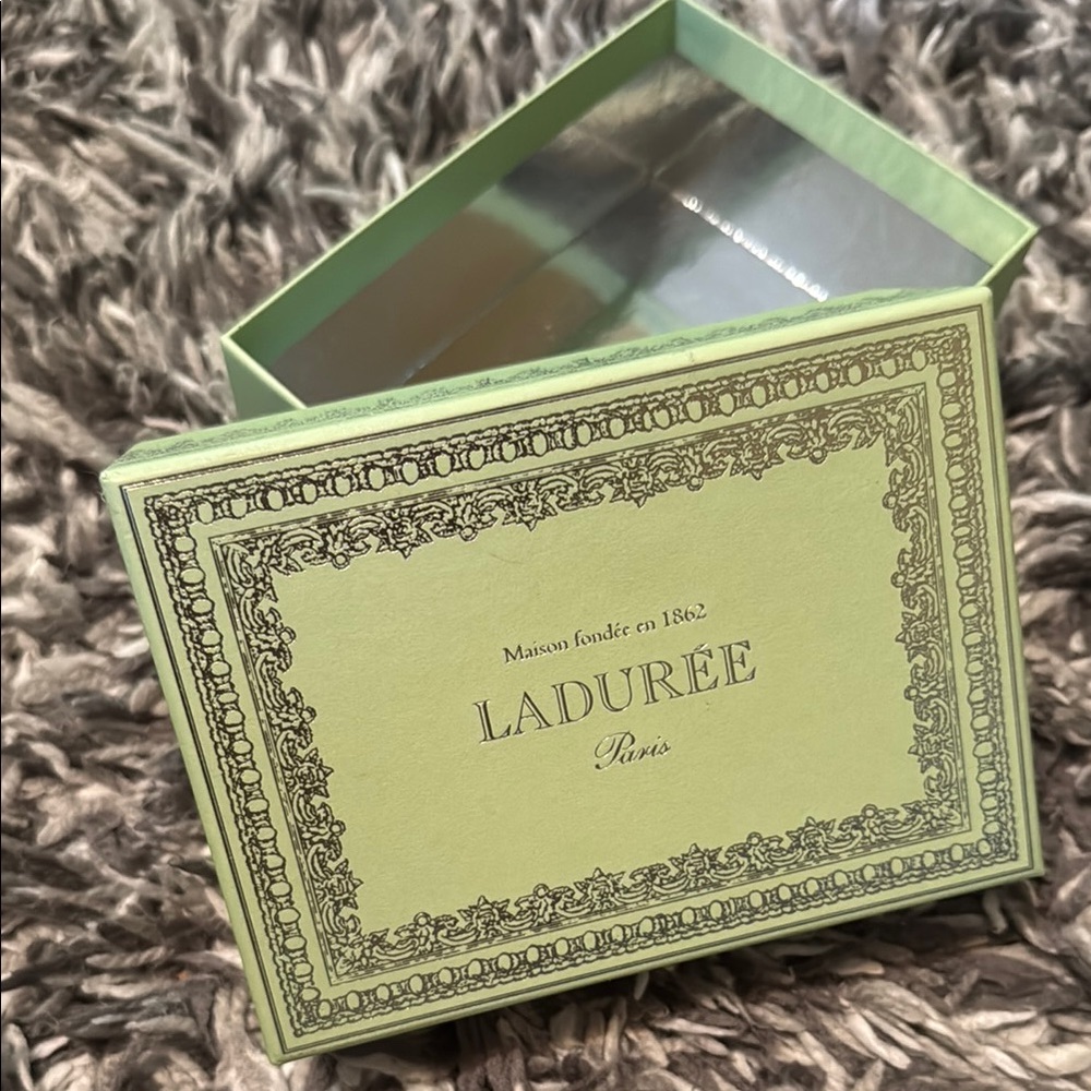 Laduree Macaroon Box